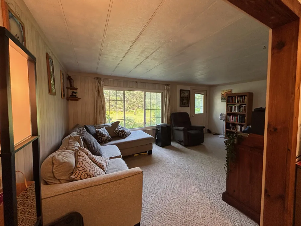 6003 Oceana Drive Hart, MI 49420