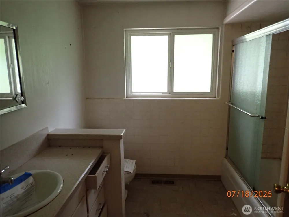 620 W Harriet Avenue Montesano, WA 98563