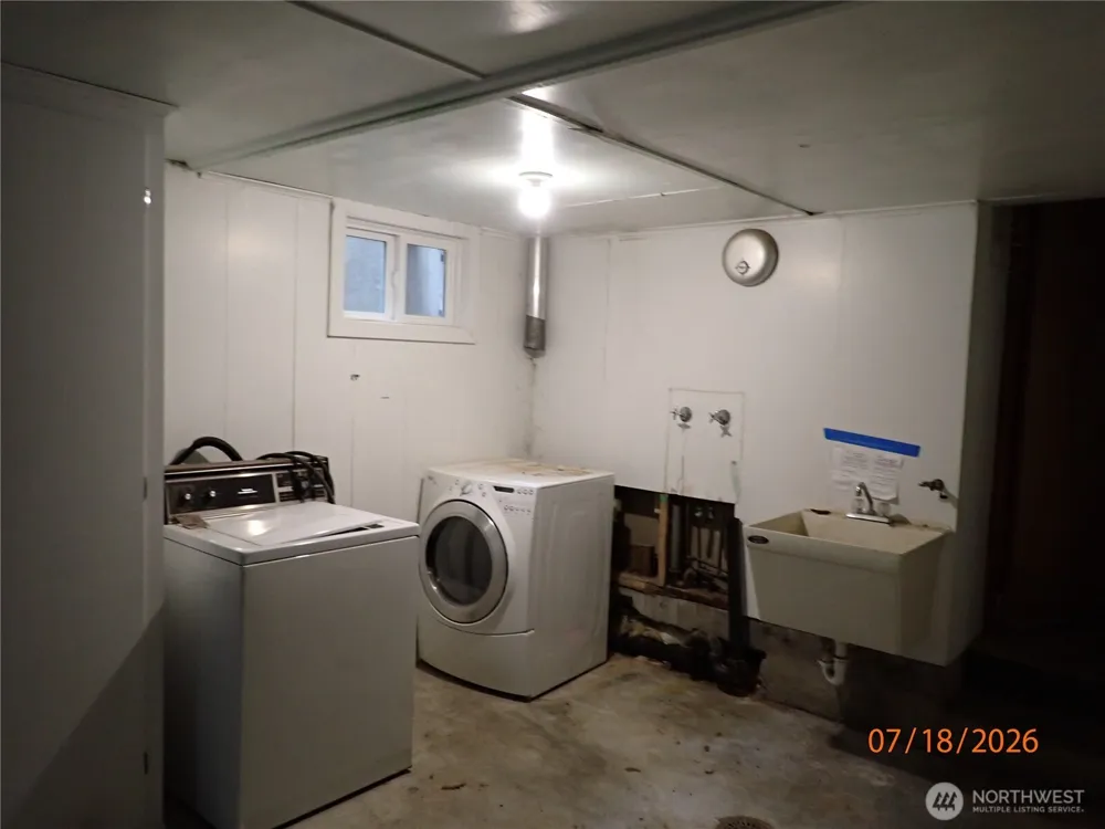 620 W Harriet Avenue Montesano, WA 98563