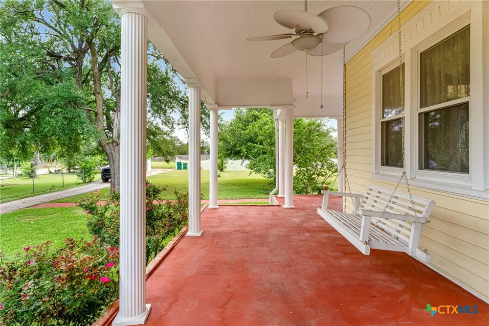 2967 S Old Robinson Road Lorena, TX 76655