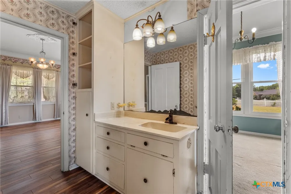 2967 S Old Robinson Road Lorena, TX 76655