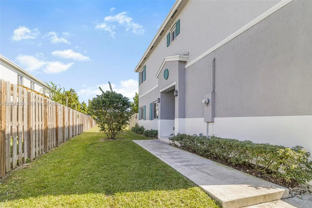 417 NW 12th Pl Florida City, FL 33034