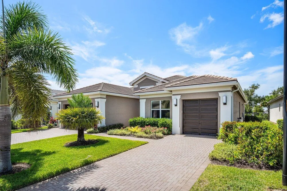 12818 SW Sea Goddess Lane Port St. Lucie, FL 34987