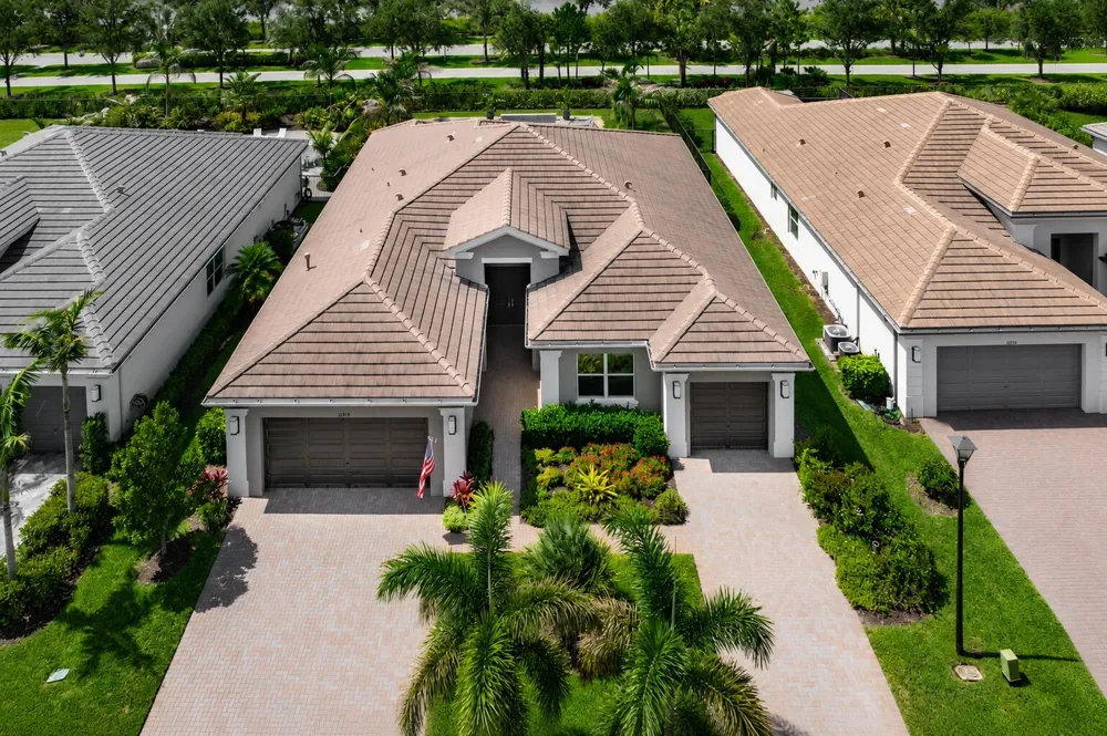 12818 SW Sea Goddess Lane Port St. Lucie, FL 34987