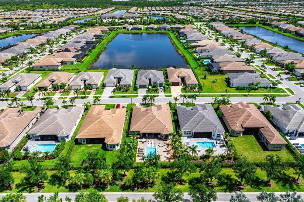 12818 SW Sea Goddess Lane Port St. Lucie, FL 34987