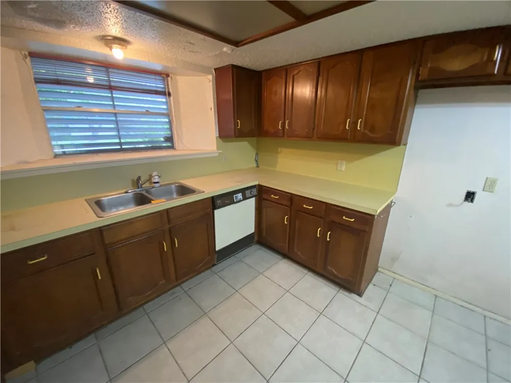 3710 Mendenhall Drive Corpus Christi, TX 78415