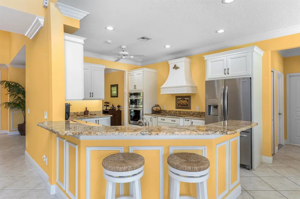 2165 6TH COURT SE Vero Beach, FL 32962