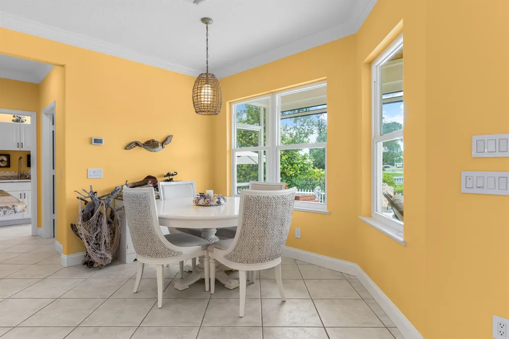 2165 6TH COURT SE Vero Beach, FL 32962