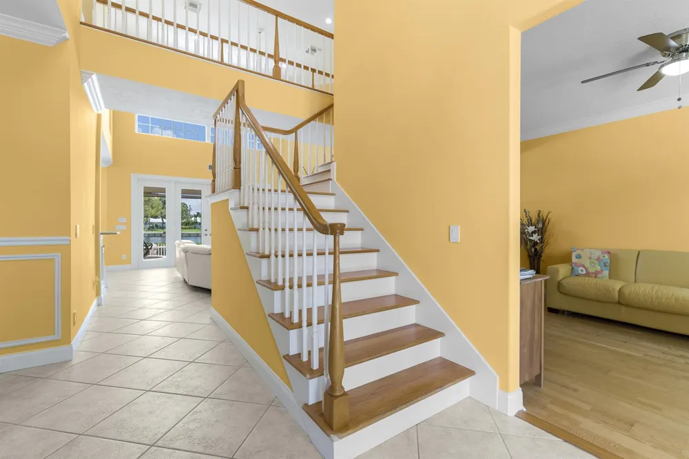 2165 6TH COURT SE Vero Beach, FL 32962