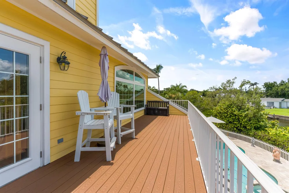 2165 6TH COURT SE Vero Beach, FL 32962