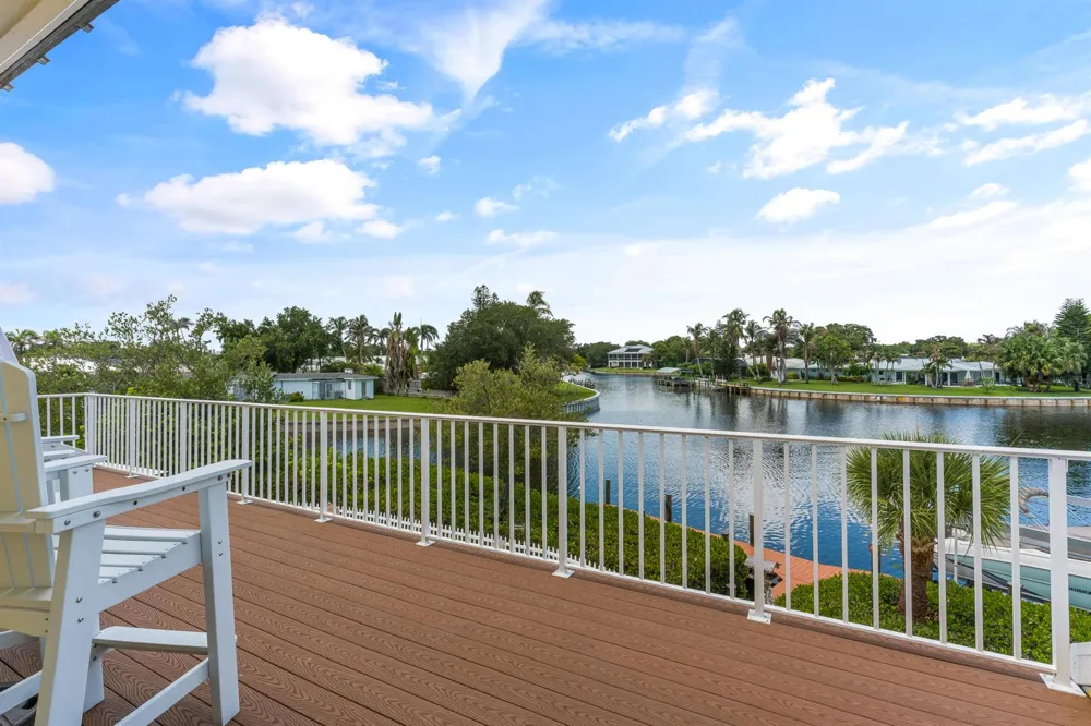 2165 6TH COURT SE Vero Beach, FL 32962