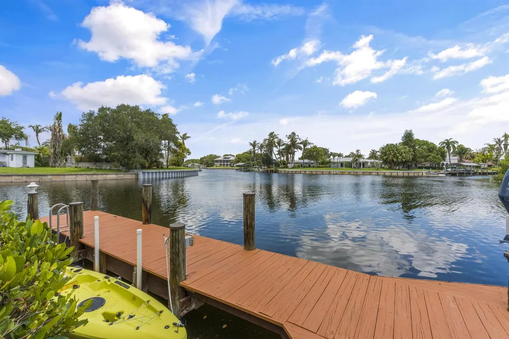 2165 6TH COURT SE Vero Beach, FL 32962