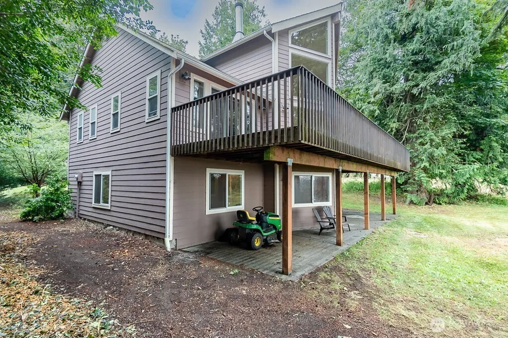 8 W Gedney Way Hat Island, WA 98206