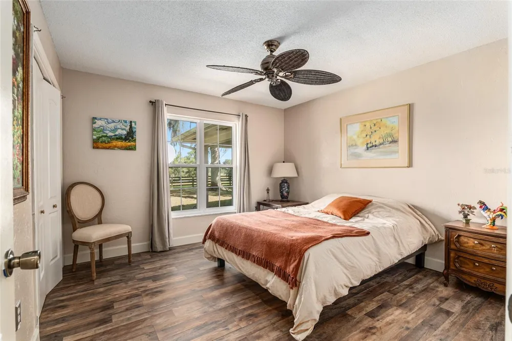 8544 NW 160TH AVENUE Morriston, FL 32668