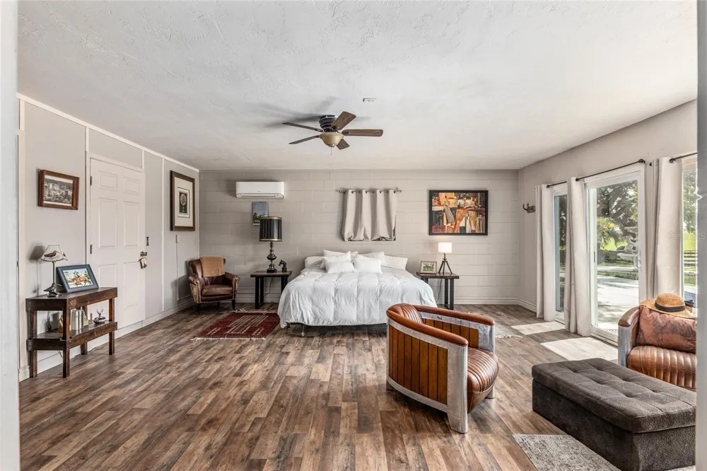 8544 NW 160TH AVENUE Morriston, FL 32668