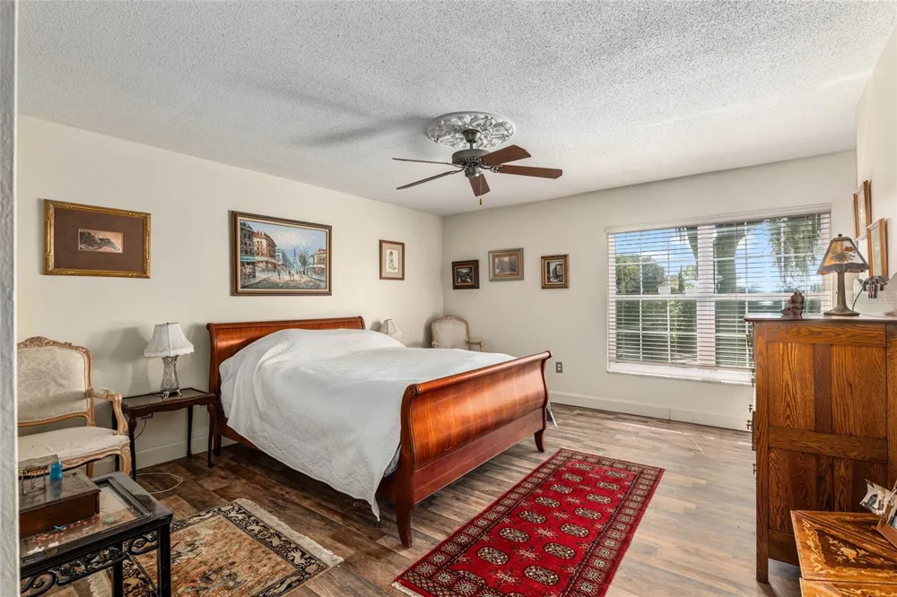 8544 NW 160TH AVENUE Morriston, FL 32668