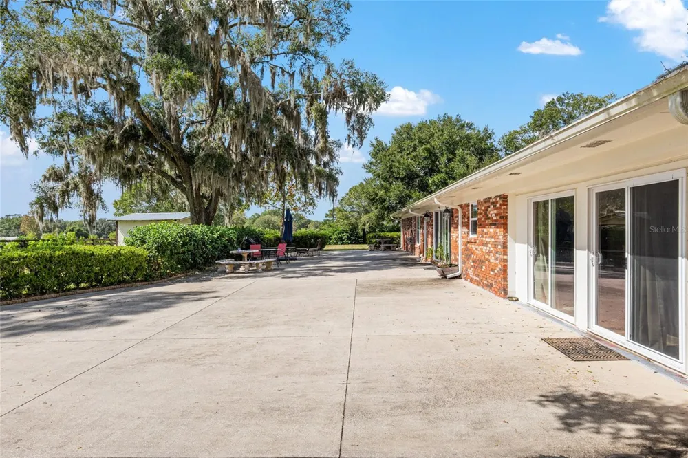 8544 NW 160TH AVENUE Morriston, FL 32668
