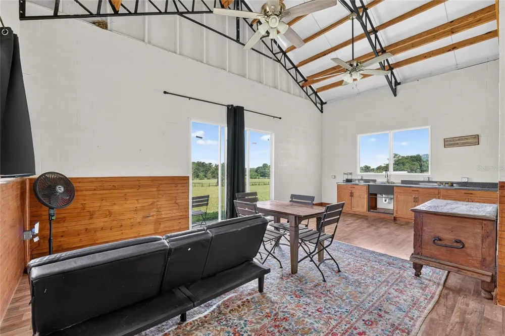 8544 NW 160TH AVENUE Morriston, FL 32668