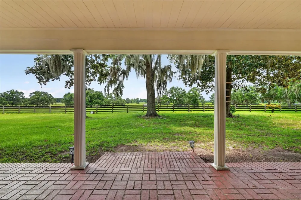 8544 NW 160TH AVENUE Morriston, FL 32668