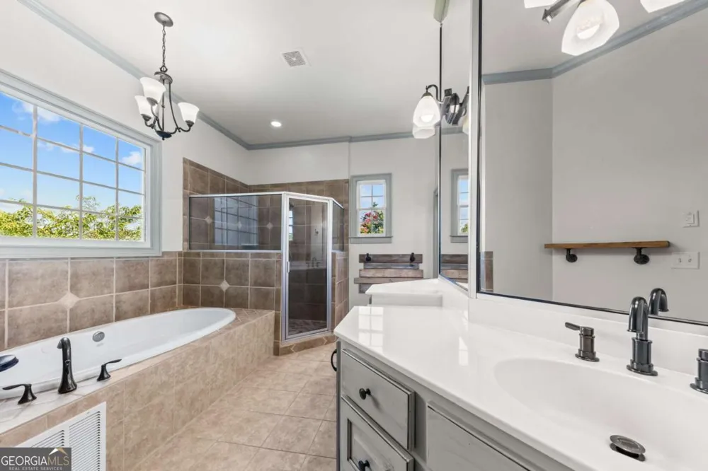 1031 Jasmine LN Madison, GA 30650