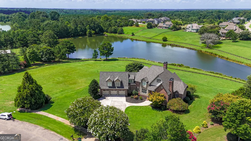 1031 Jasmine LN Madison, GA 30650