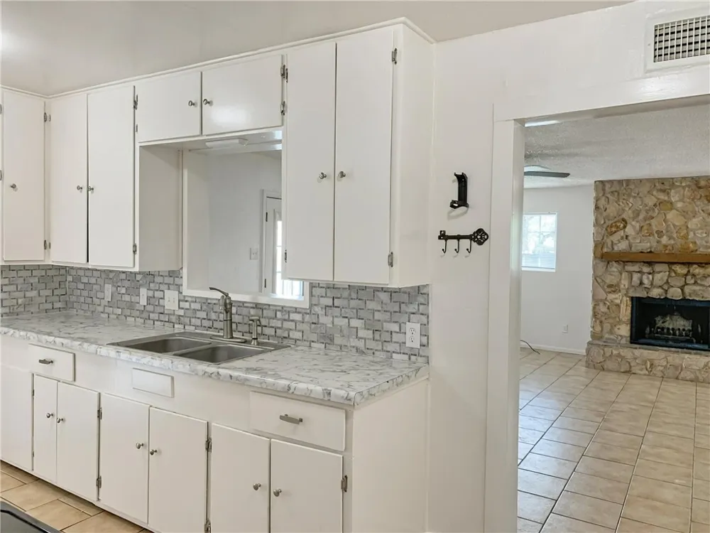 735 Chase Drive Corpus Christi, TX 78412