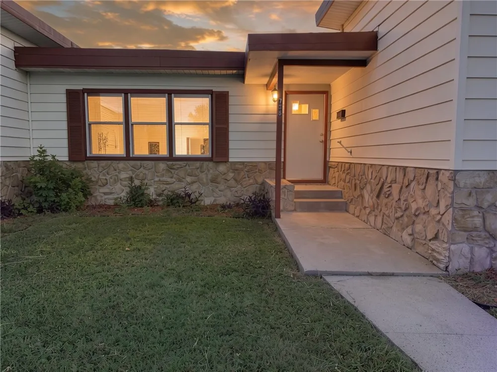 735 Chase Drive Corpus Christi, TX 78412