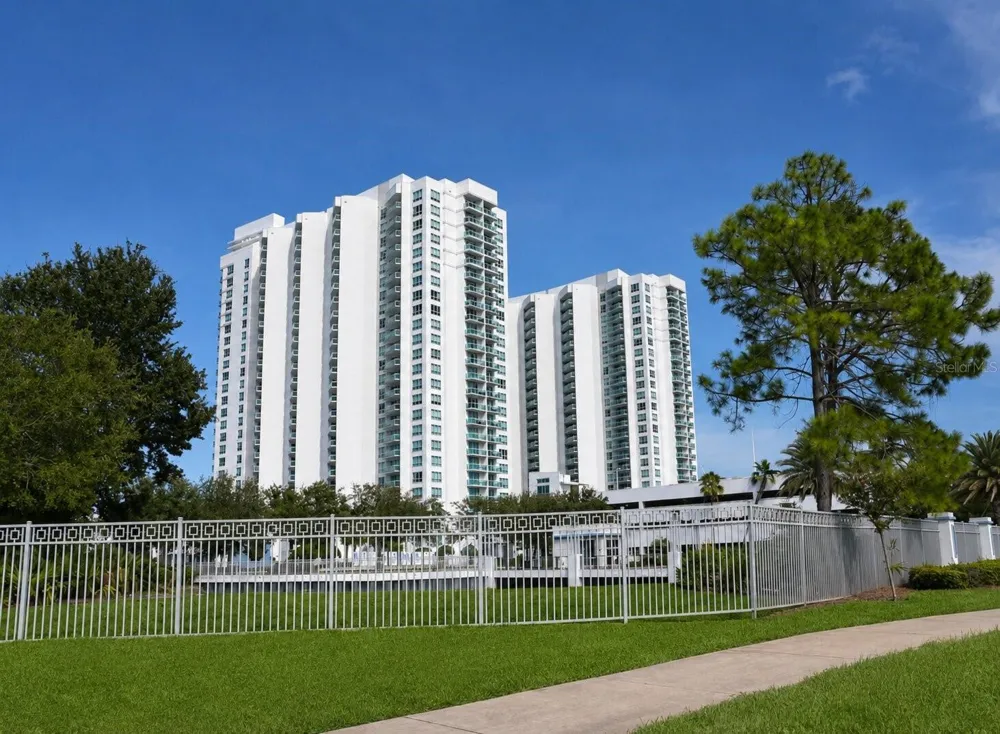 241 RIVERSIDE DRIVE #2009 Holly Hill, FL 32117