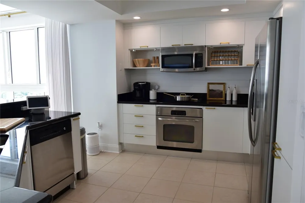 241 RIVERSIDE DRIVE #2009 Holly Hill, FL 32117
