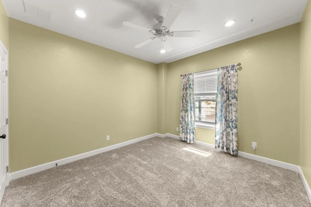 659 Brit Bailey Boulevard Angleton, TX 77515