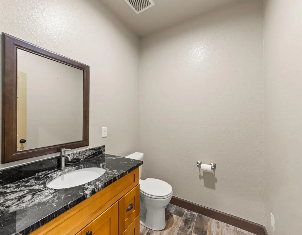 659 Brit Bailey Boulevard Angleton, TX 77515