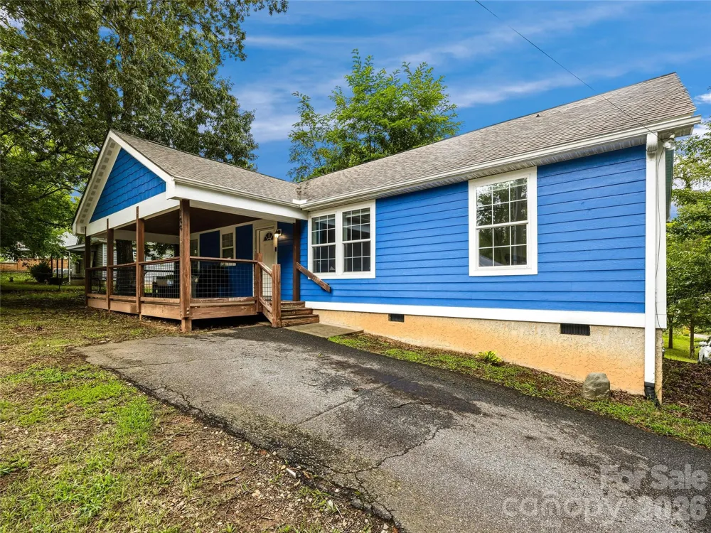 144 Hanover Street Asheville, NC 28806