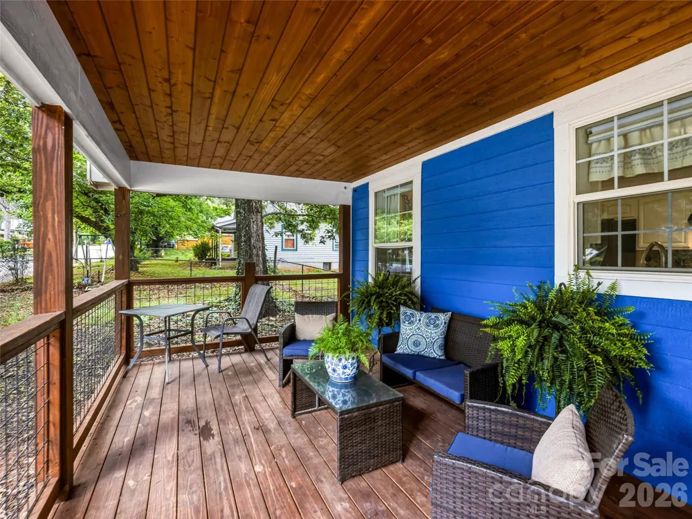 144 Hanover Street Asheville, NC 28806