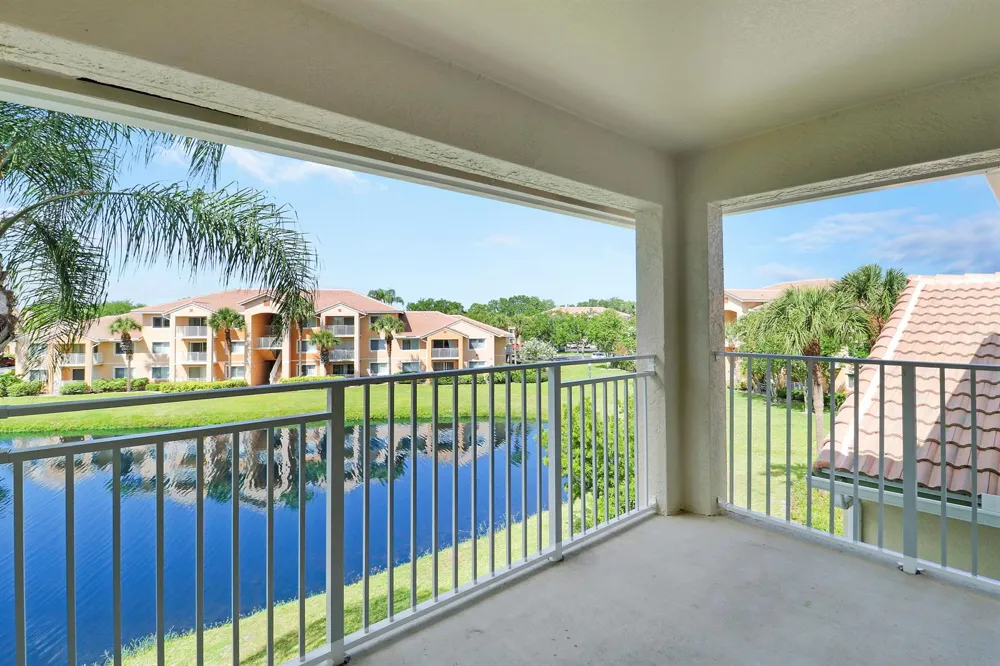 121 SW Palm Drive #306 Port St. Lucie, FL 34986