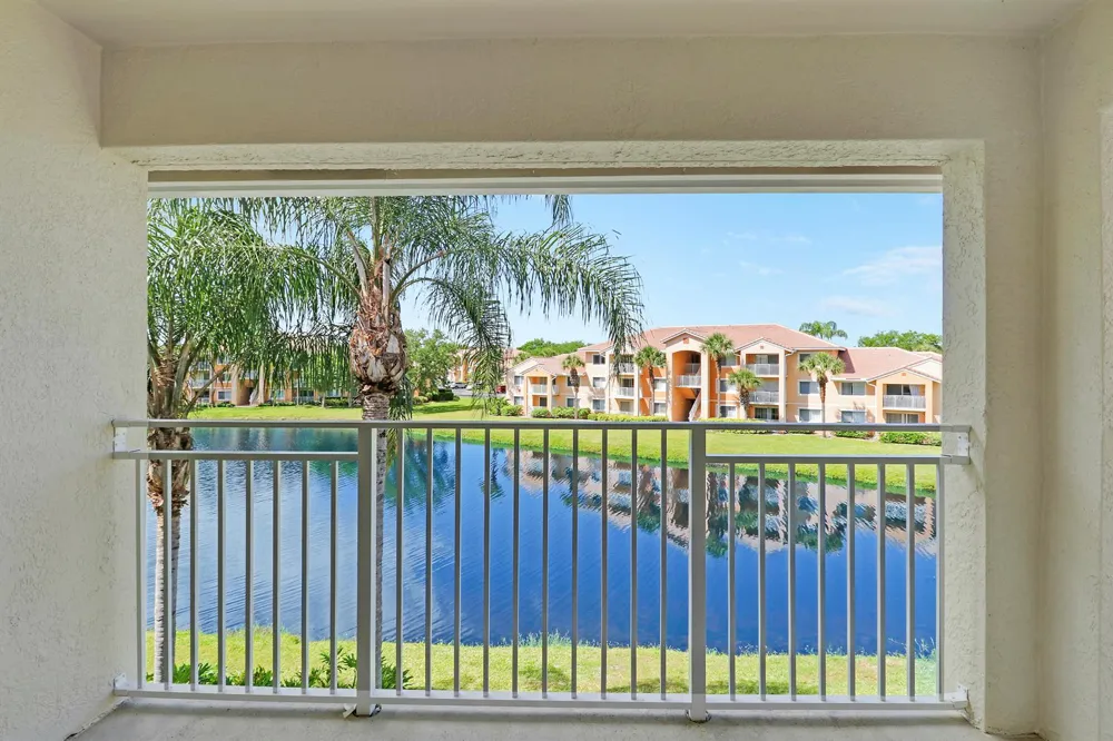 121 SW Palm Drive #306 Port St. Lucie, FL 34986