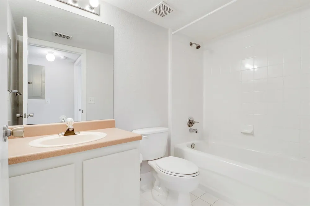 121 SW Palm Drive #306 Port St. Lucie, FL 34986