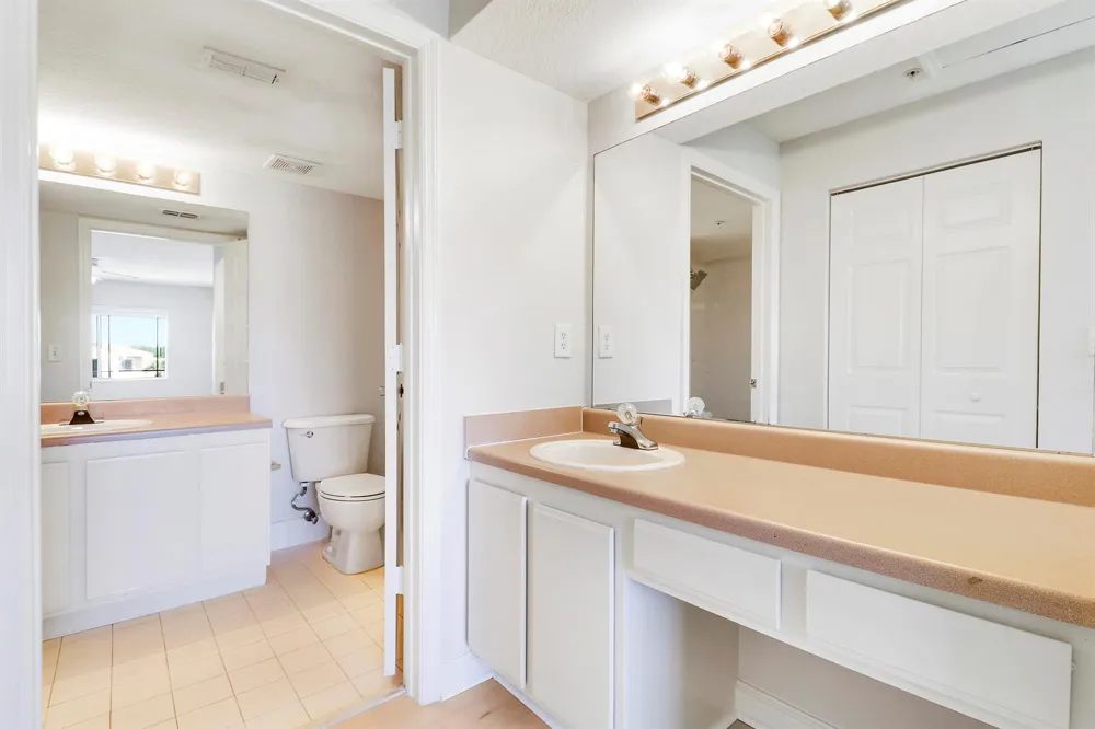 121 SW Palm Drive #306 Port St. Lucie, FL 34986