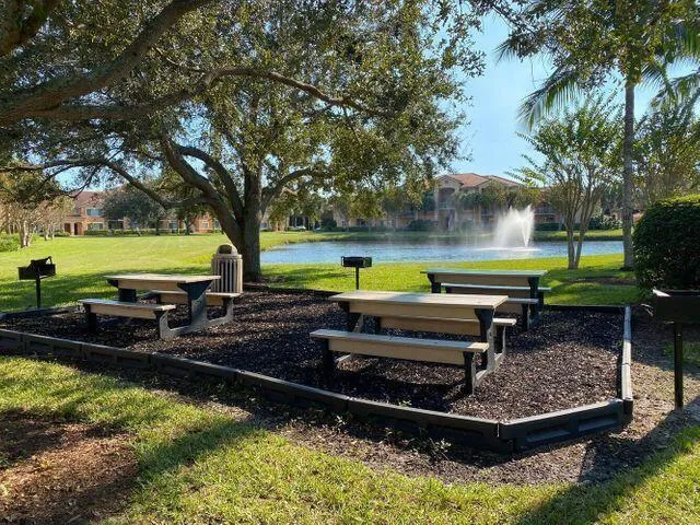 121 SW Palm Drive #306 Port St. Lucie, FL 34986