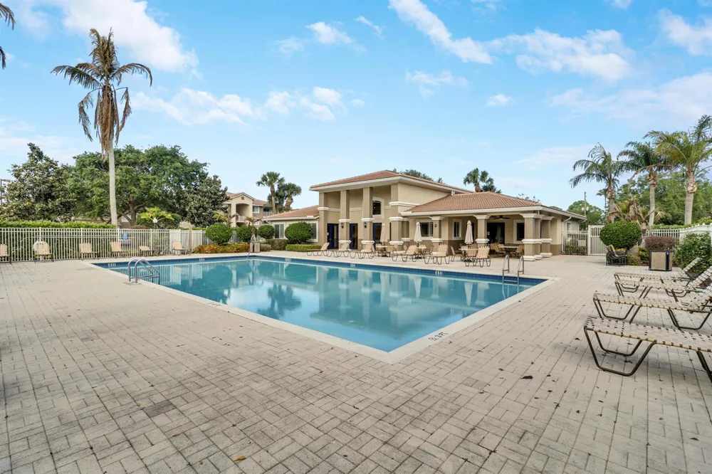 121 SW Palm Drive #306 Port St. Lucie, FL 34986