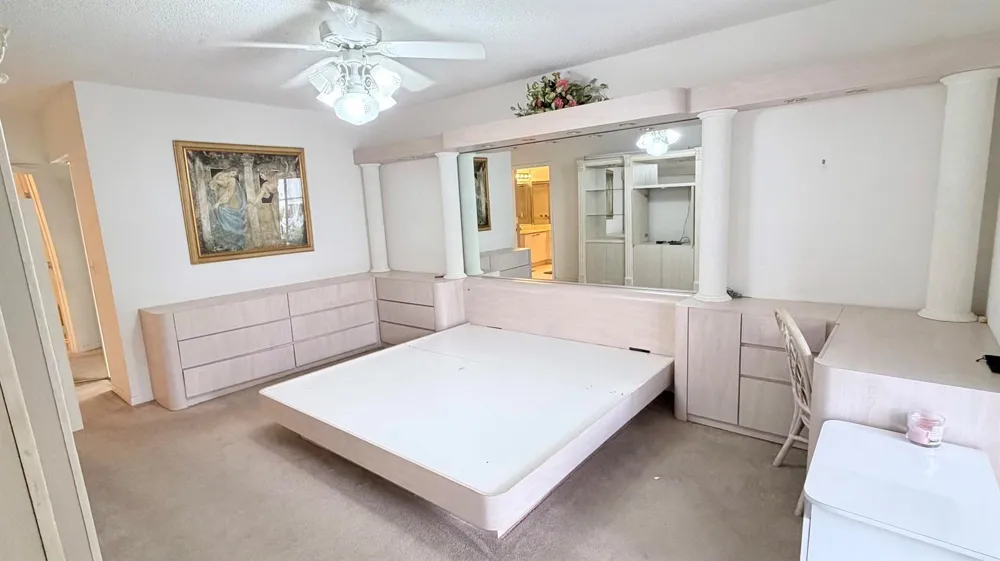 5136 FLORIA DRIVE #G Boynton Beach, FL 33437