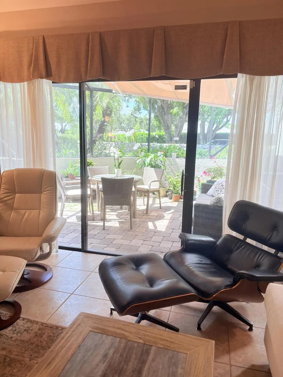 38 W Balfour Road W Palm Beach Gardens, FL 33418
