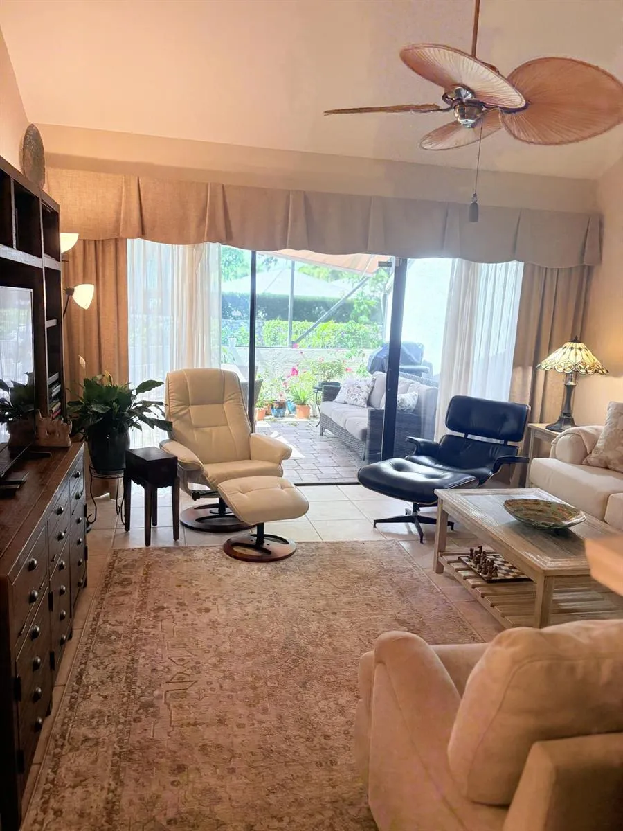 38 W Balfour Road W Palm Beach Gardens, FL 33418