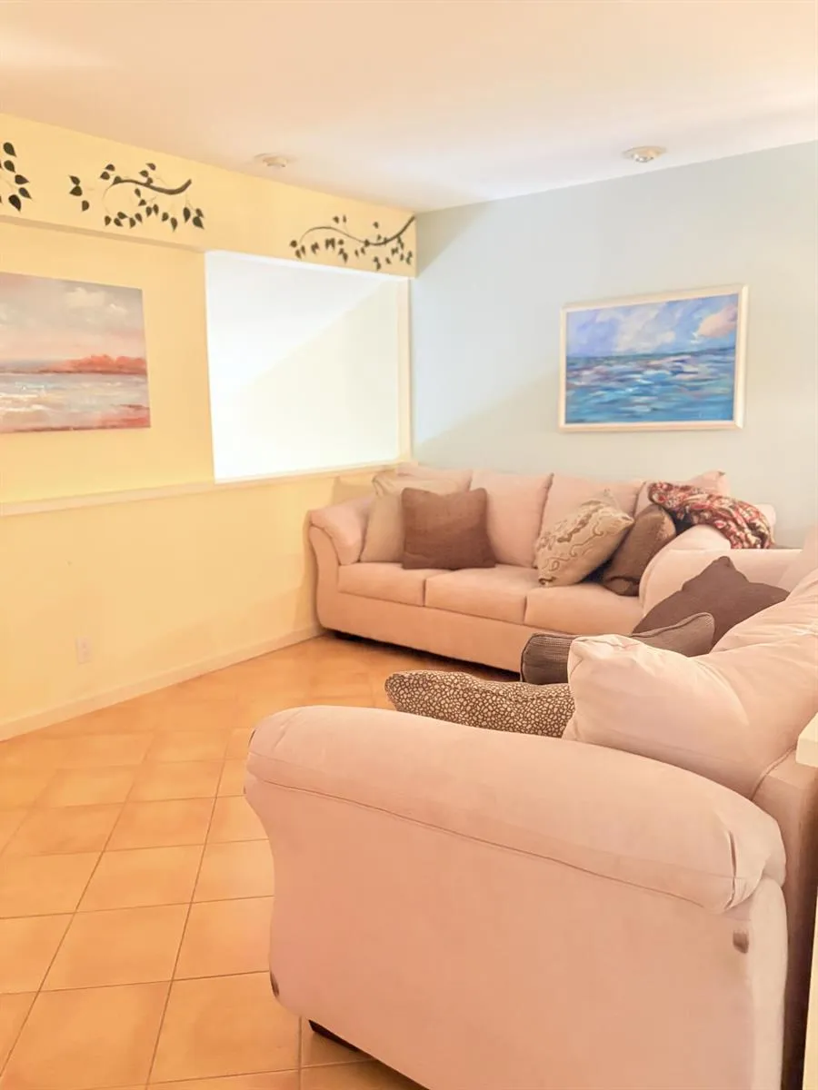 38 W Balfour Road W Palm Beach Gardens, FL 33418