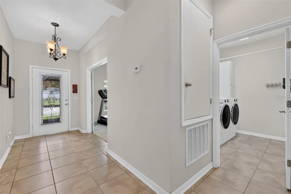 3115 ZANDER DRIVE Grand Island, FL 32735