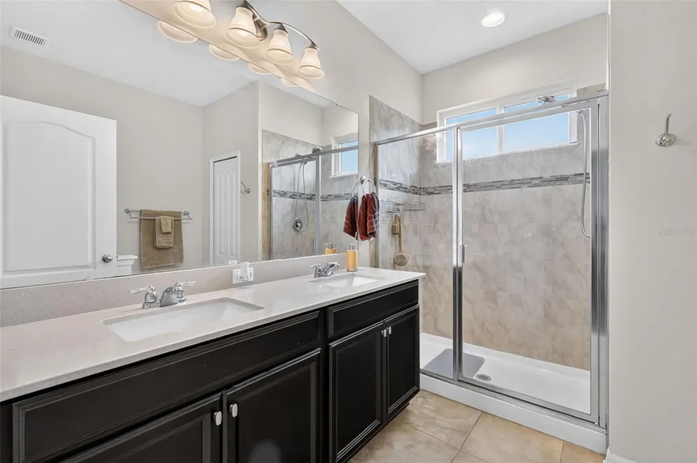 3115 ZANDER DRIVE Grand Island, FL 32735