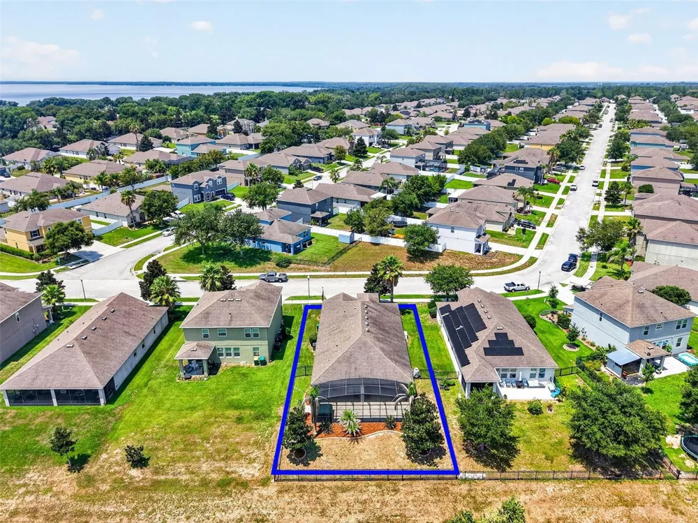 3115 ZANDER DRIVE Grand Island, FL 32735
