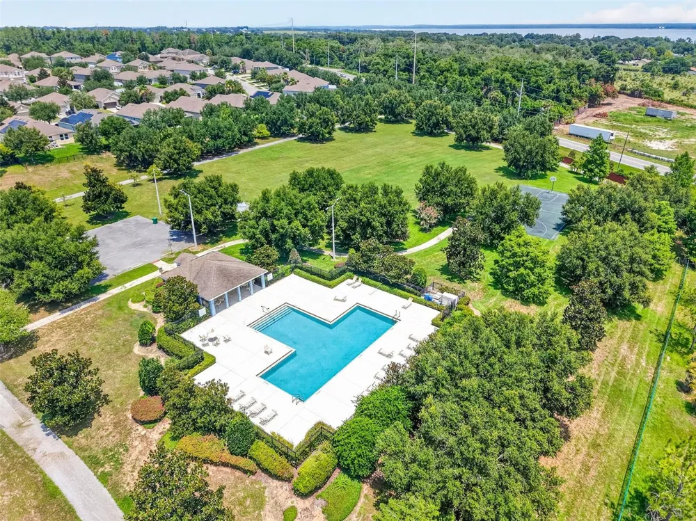3115 ZANDER DRIVE Grand Island, FL 32735