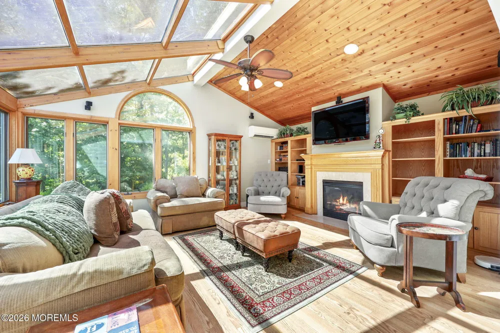 13 Tara Lin Drive Hazlet, NJ 07730