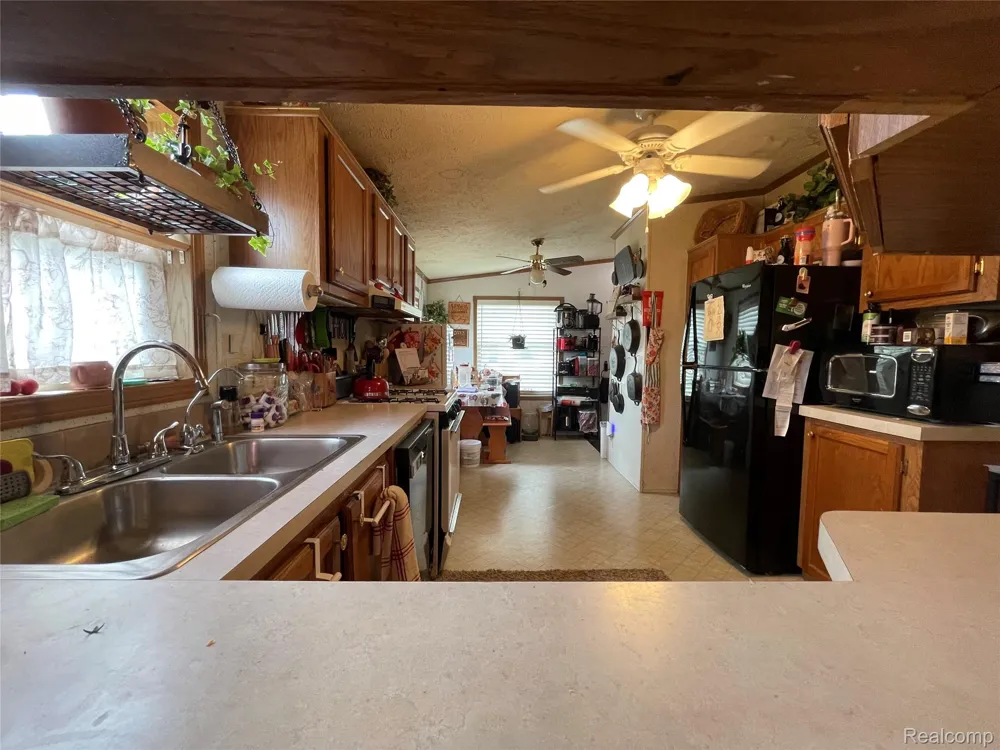 184 Chapman Branch Oxford Charter Township, MI 48371