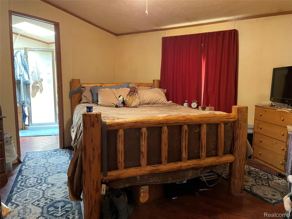 184 Chapman Branch Oxford Charter Township, MI 48371